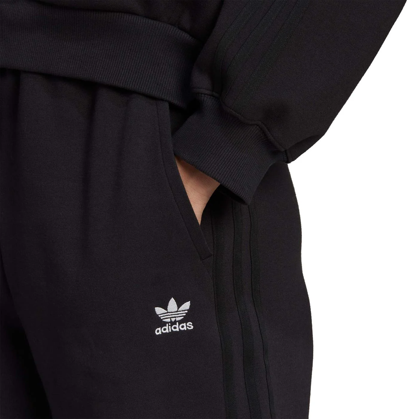 Adidas Cuffed Pant Black - Image 4