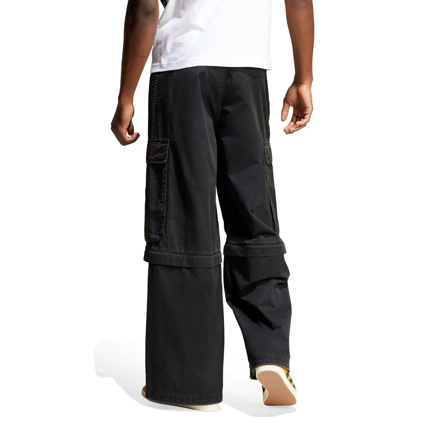 Adidas Originals Cargo Pants Black - Image 4