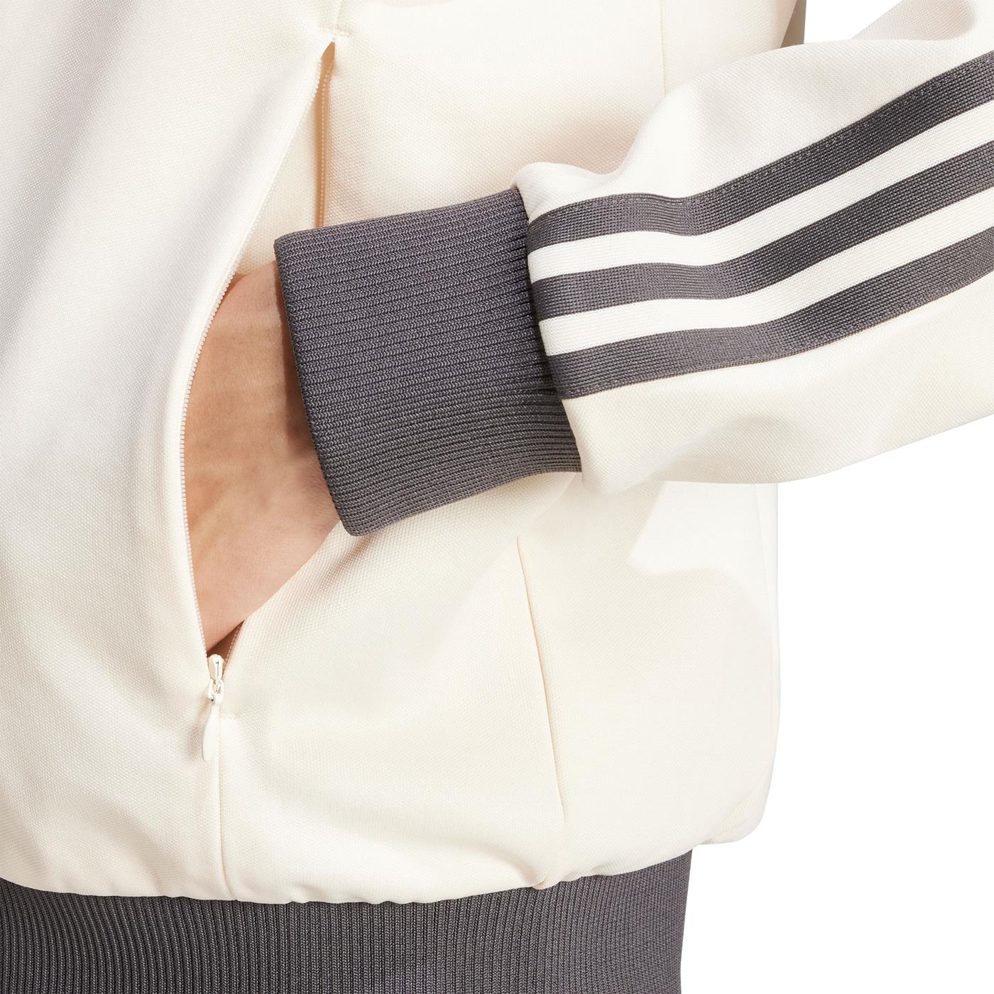 Adidas Originals Juventus OG Beckenbauer Tracktop - Image 4