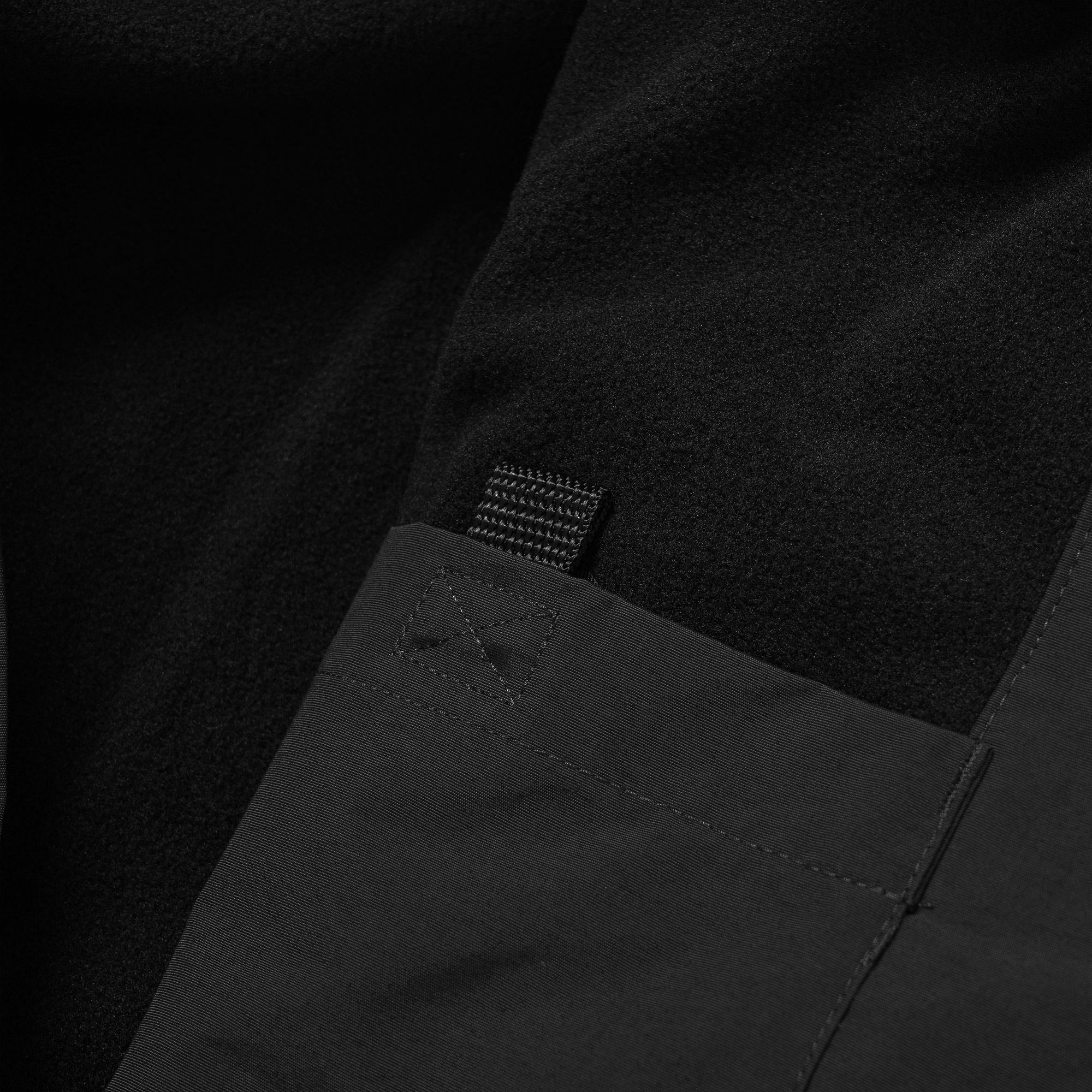 Carhartt Hooded Sail Jacket Black/White - Image 5