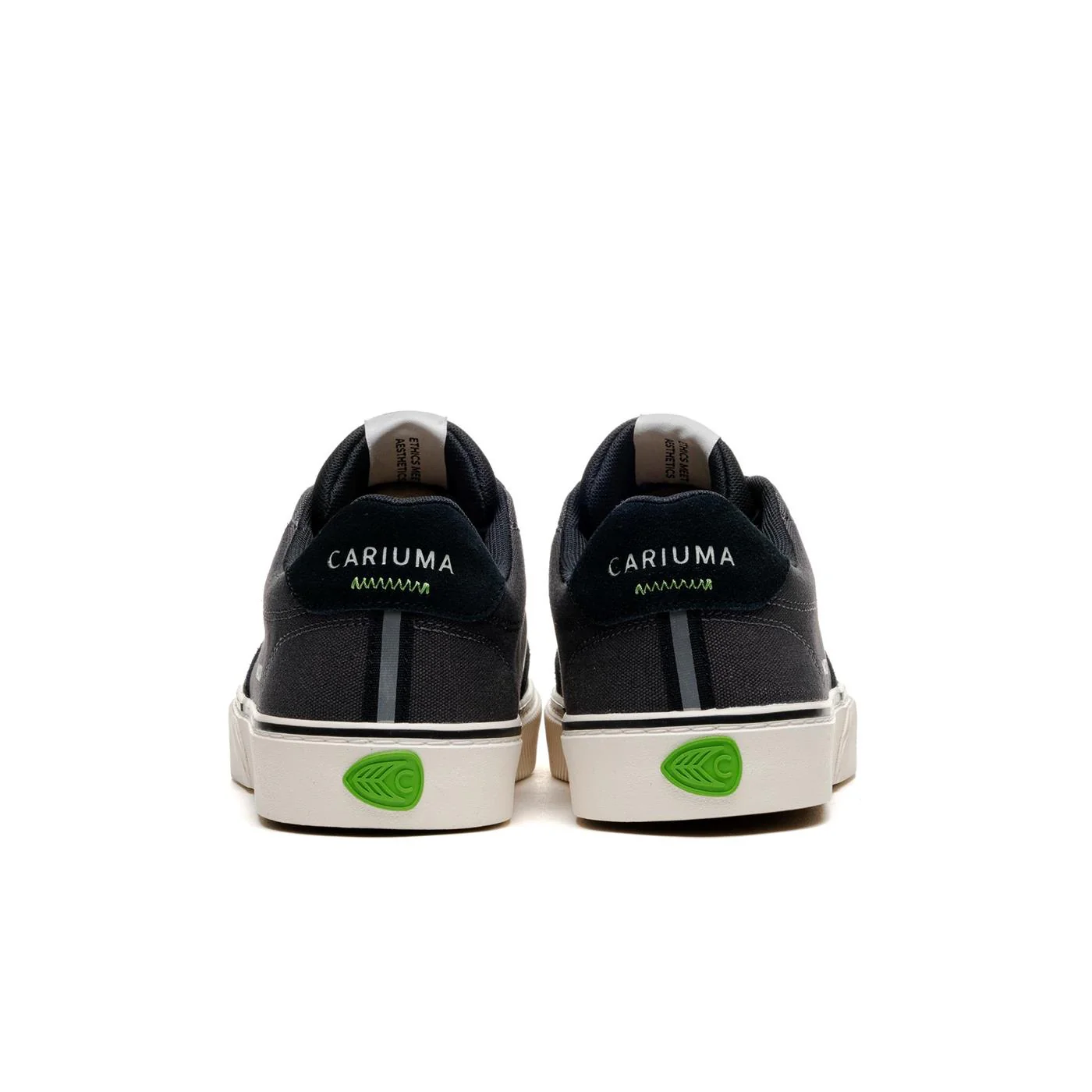 Cariuma Naioca Jet Black/Dark Grey - Image 4