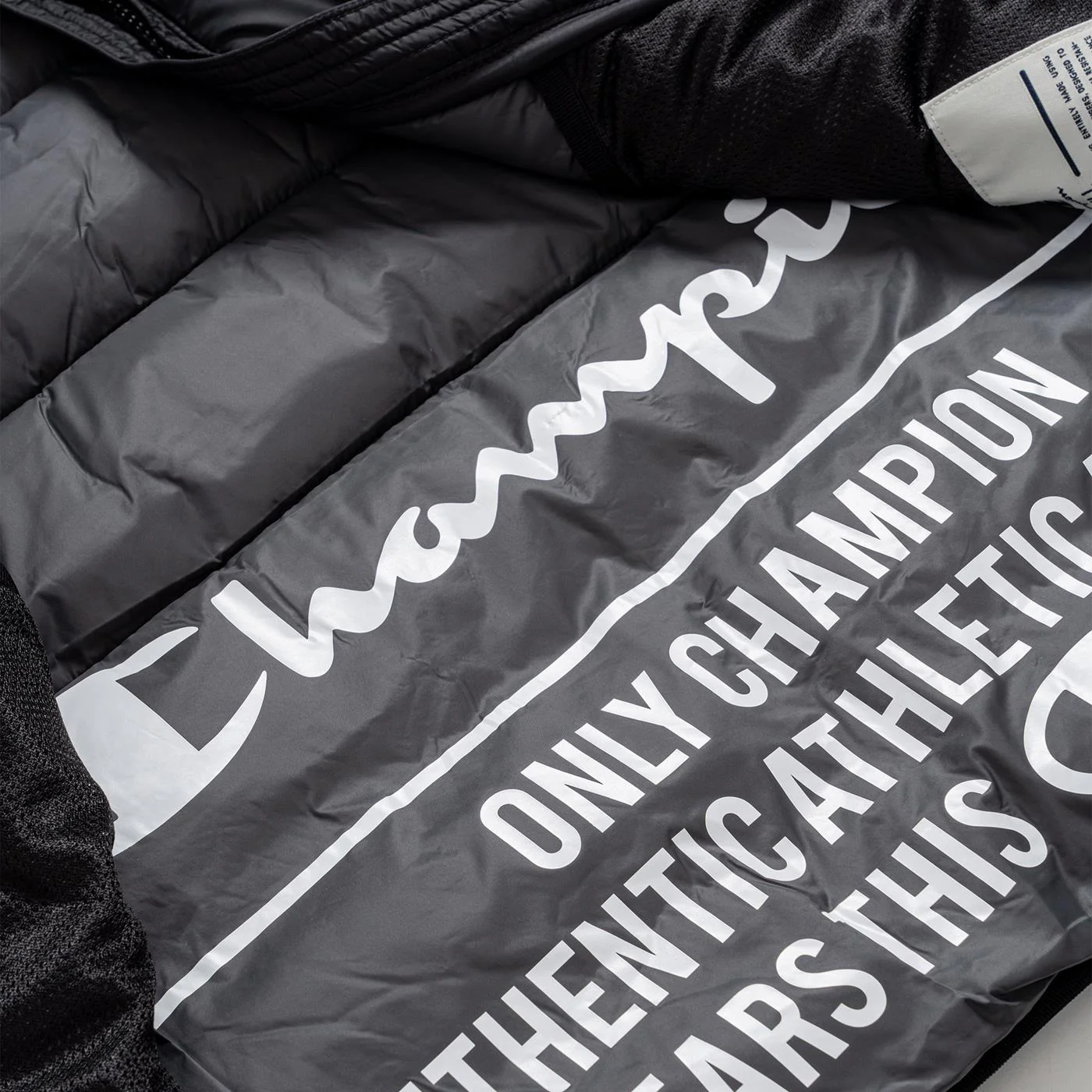 Champion Padded Lightweight Vest Black - Image 4