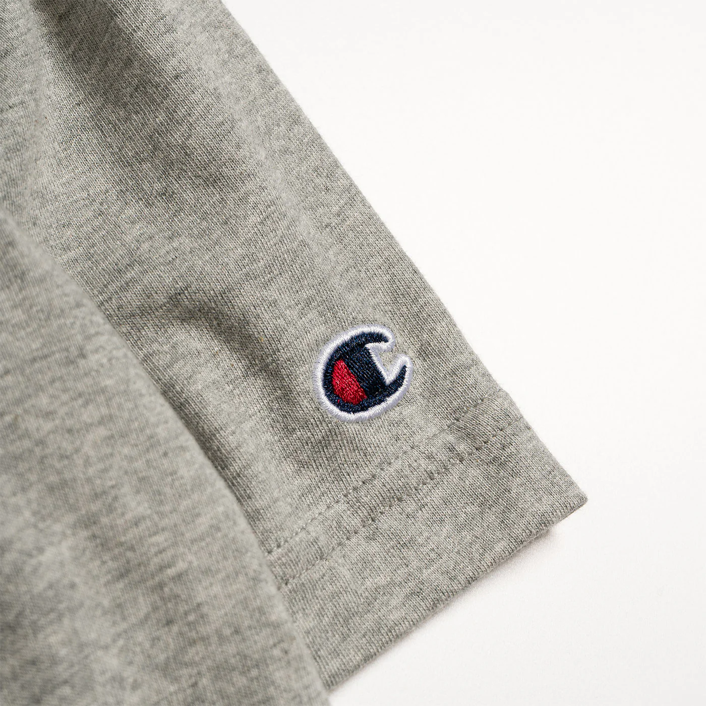 Champion Rochester Satin Stitch Small Script Logo T-Shirt - Image 3