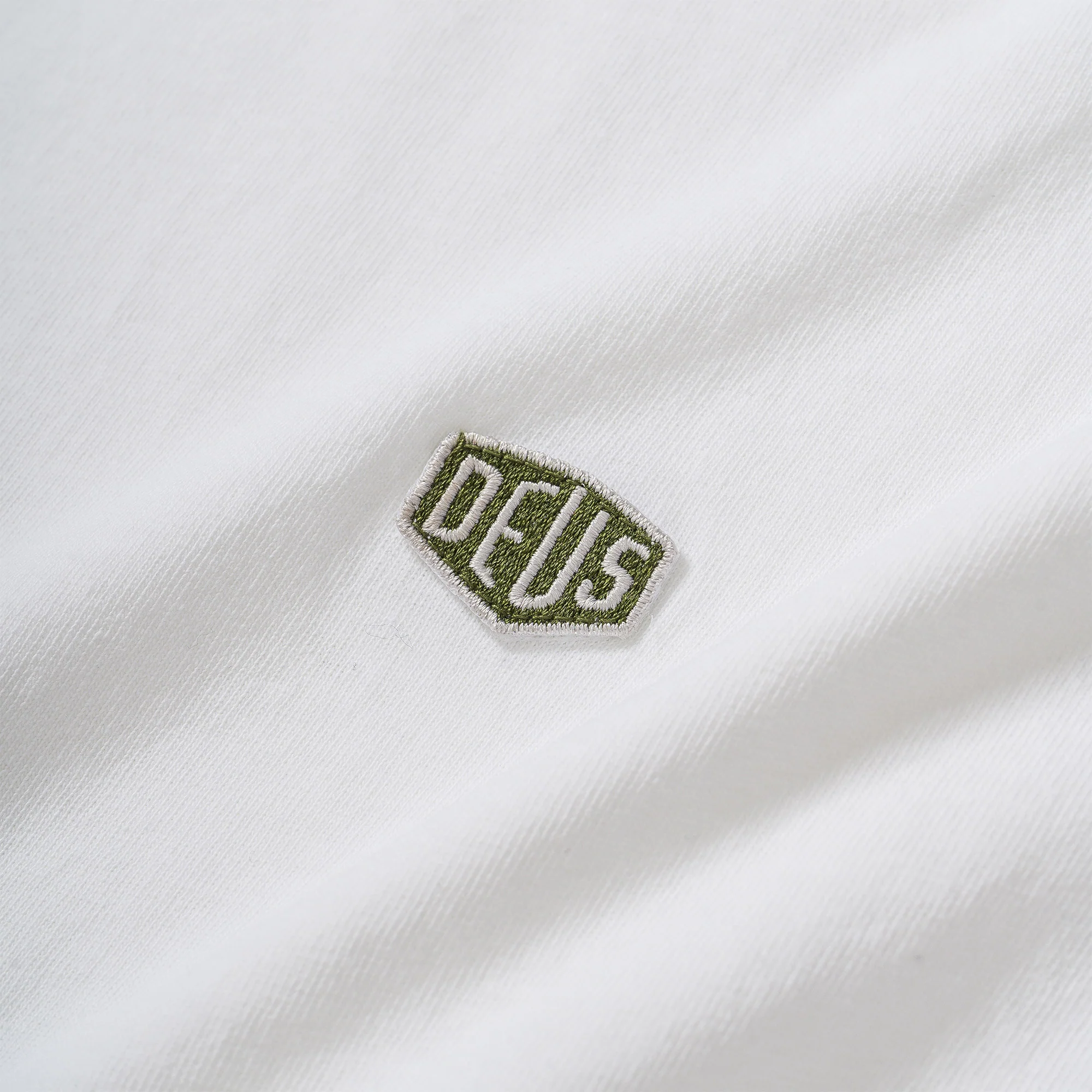 Deus Ex Machina Shield Standard Tee White - Image 2