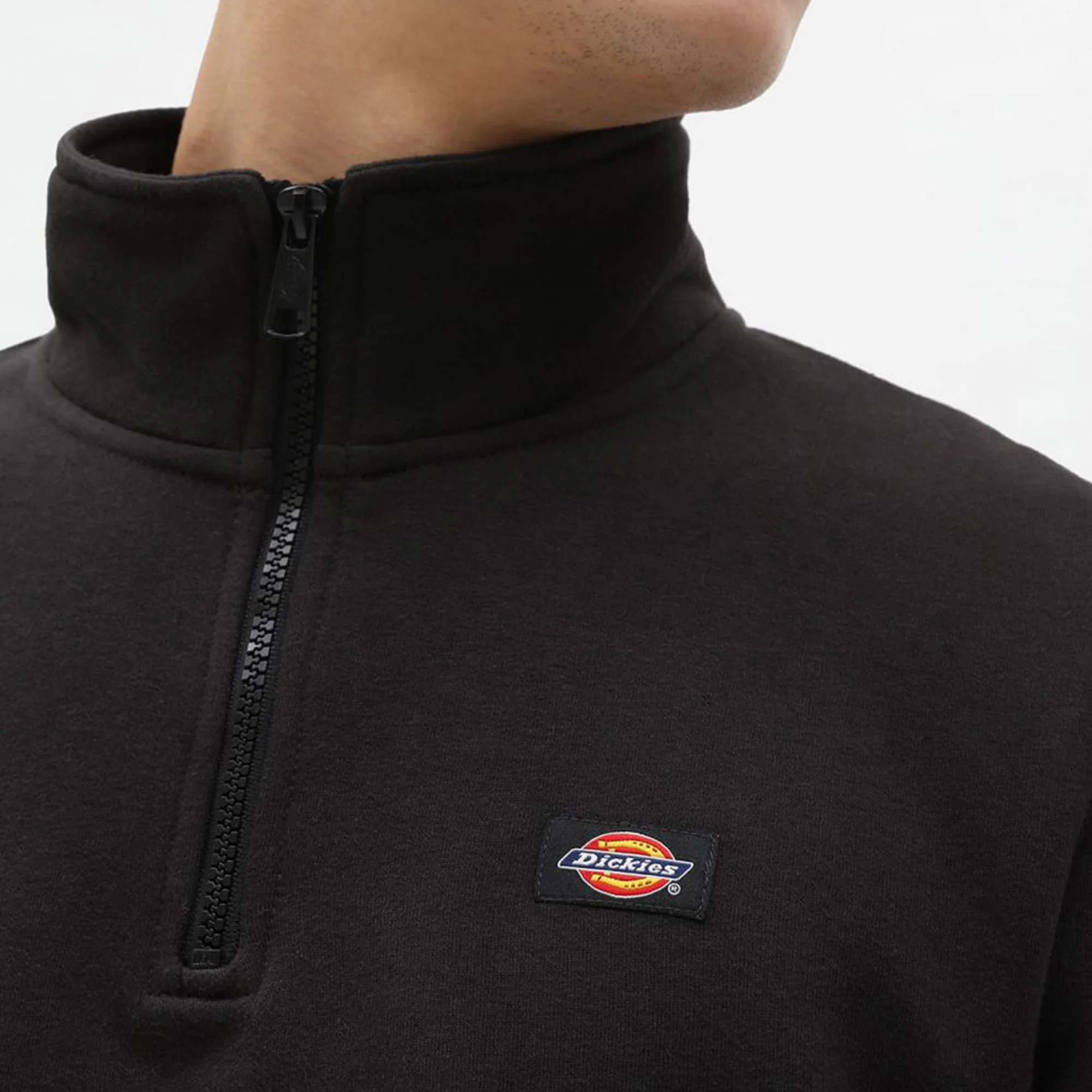 Dickies Oakport Quarter Zip Sweat Black - Image 4