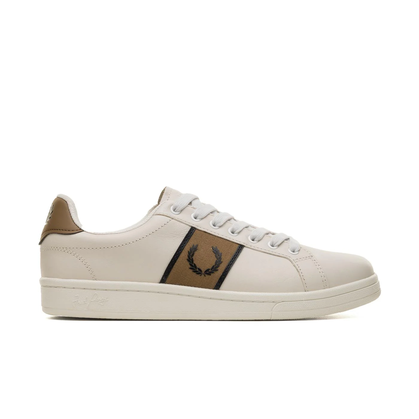 Fred Perry B721 Leather/Branded Webbing Porcelain/Black