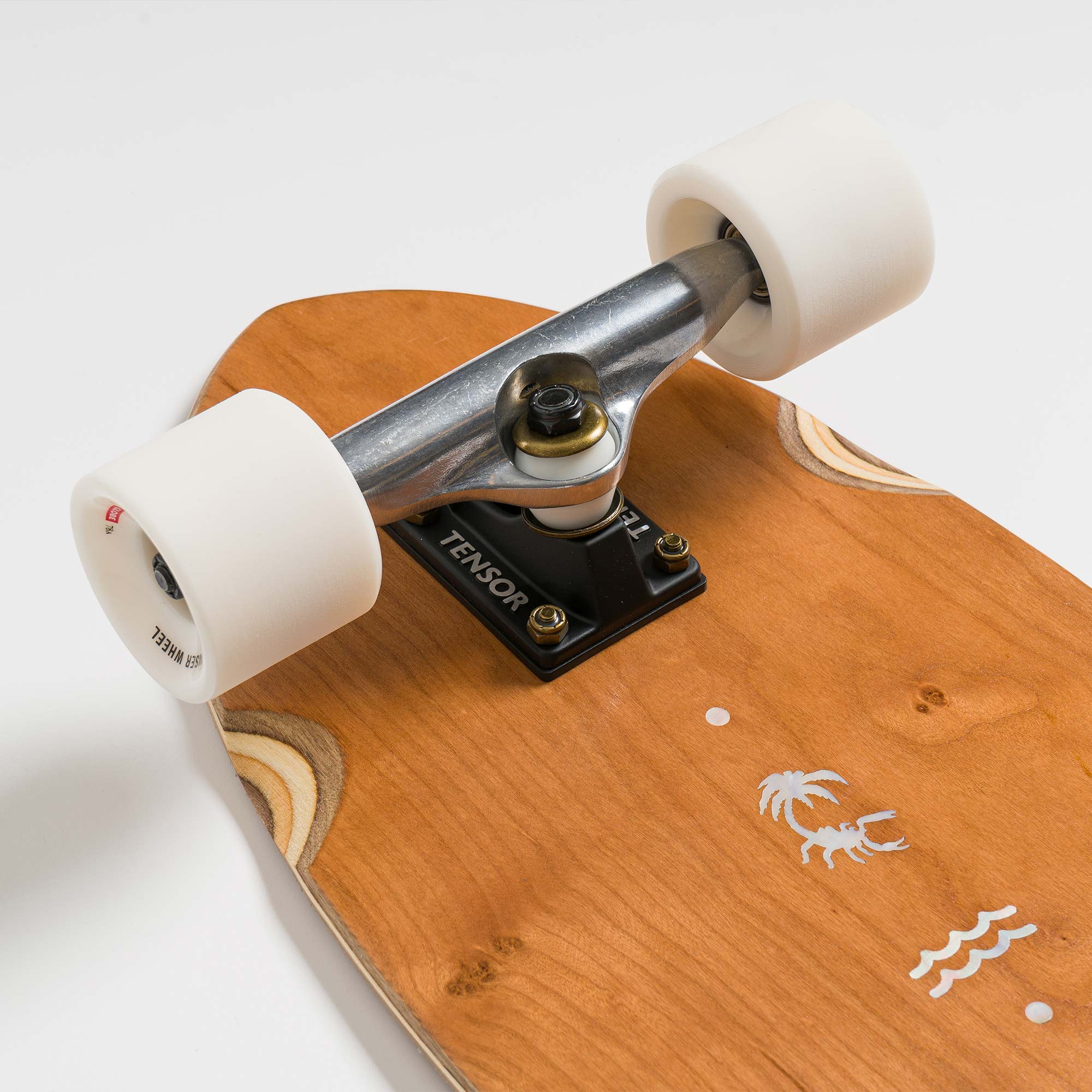 Globe Big Blazer 32" Cruiserboard Black/Cherry - Image 4
