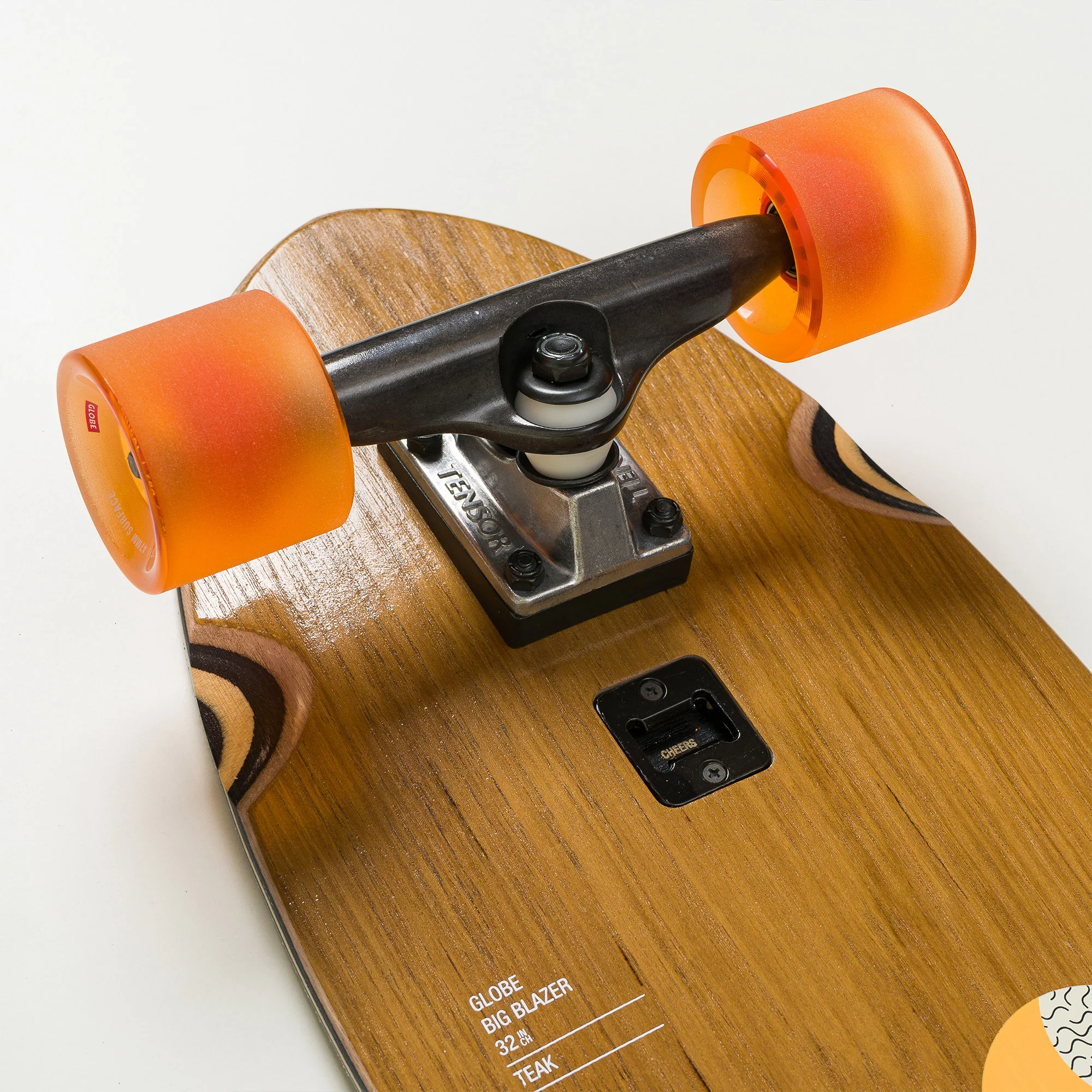Globe Big Blazer 32" Cruiserboard Teak/Oceans - Image 4