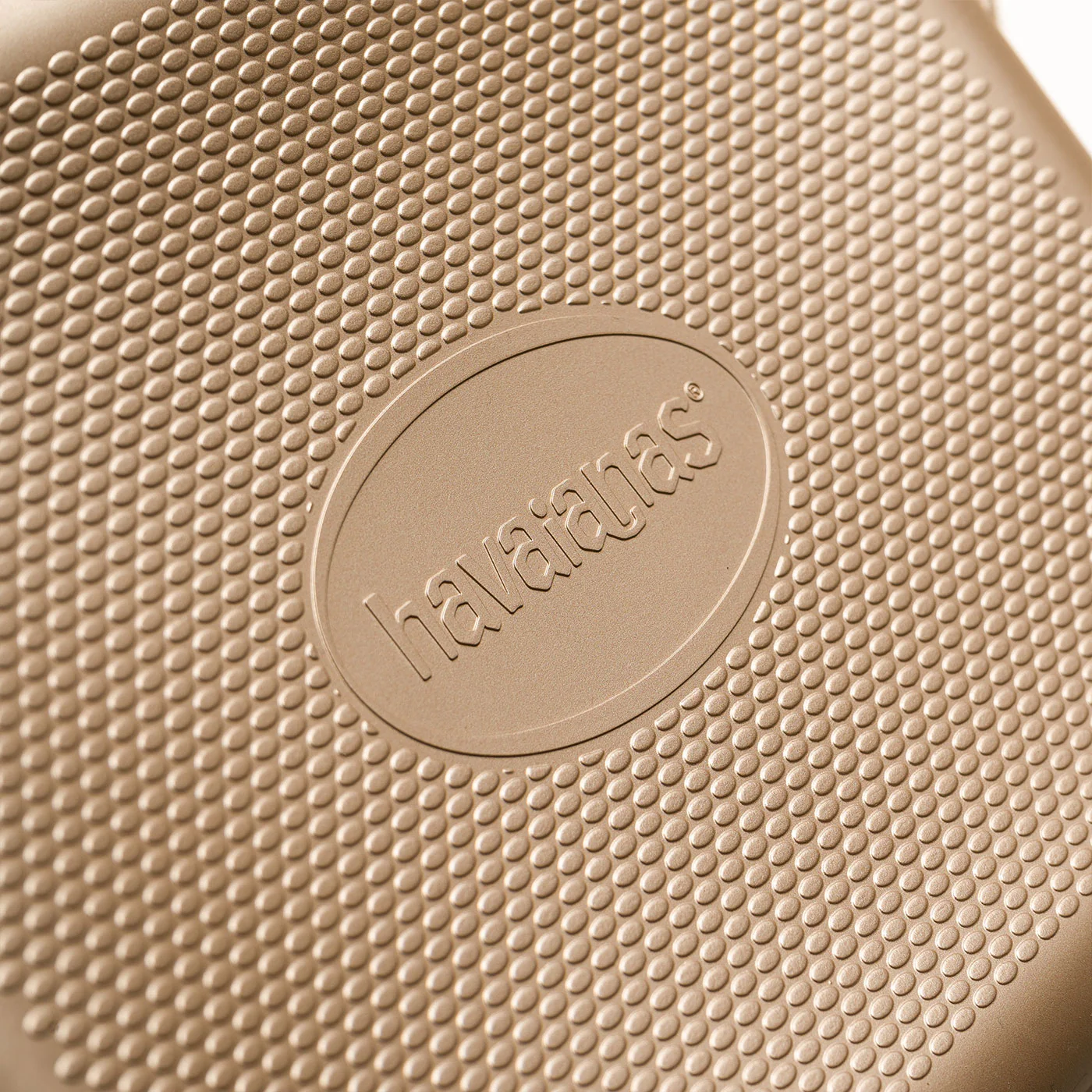 Havaianas Beach Necessaire Metallic Champagne - Image 2