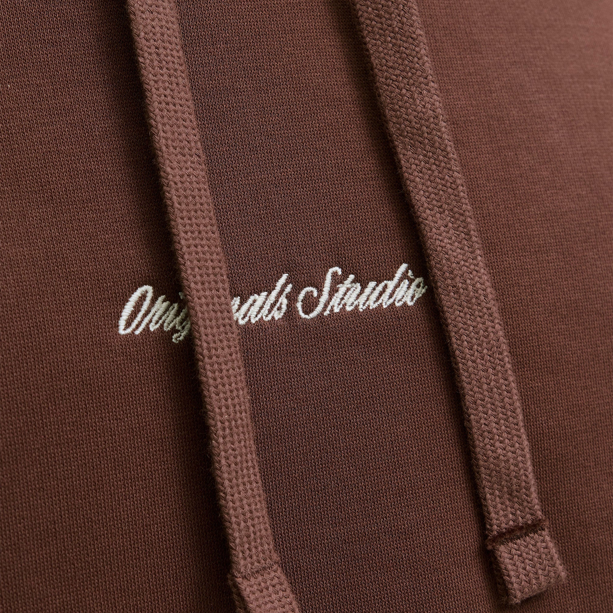 Jack & Jones Norrebro Emb Sweat Hood Deep Mahogany - Image 3