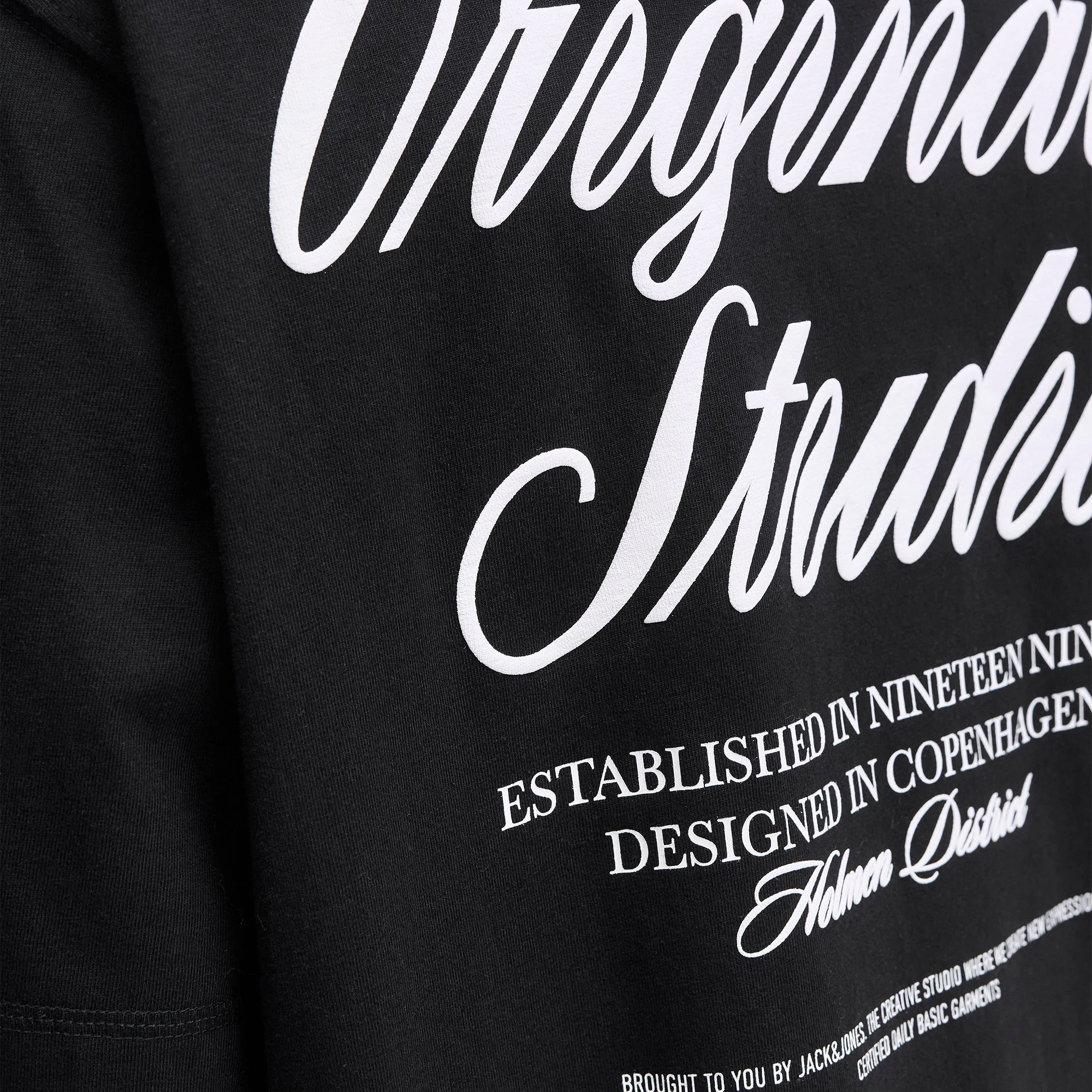 Jack & Jones Norrebro Typo Tee SS Crew Neck Black - Image 3