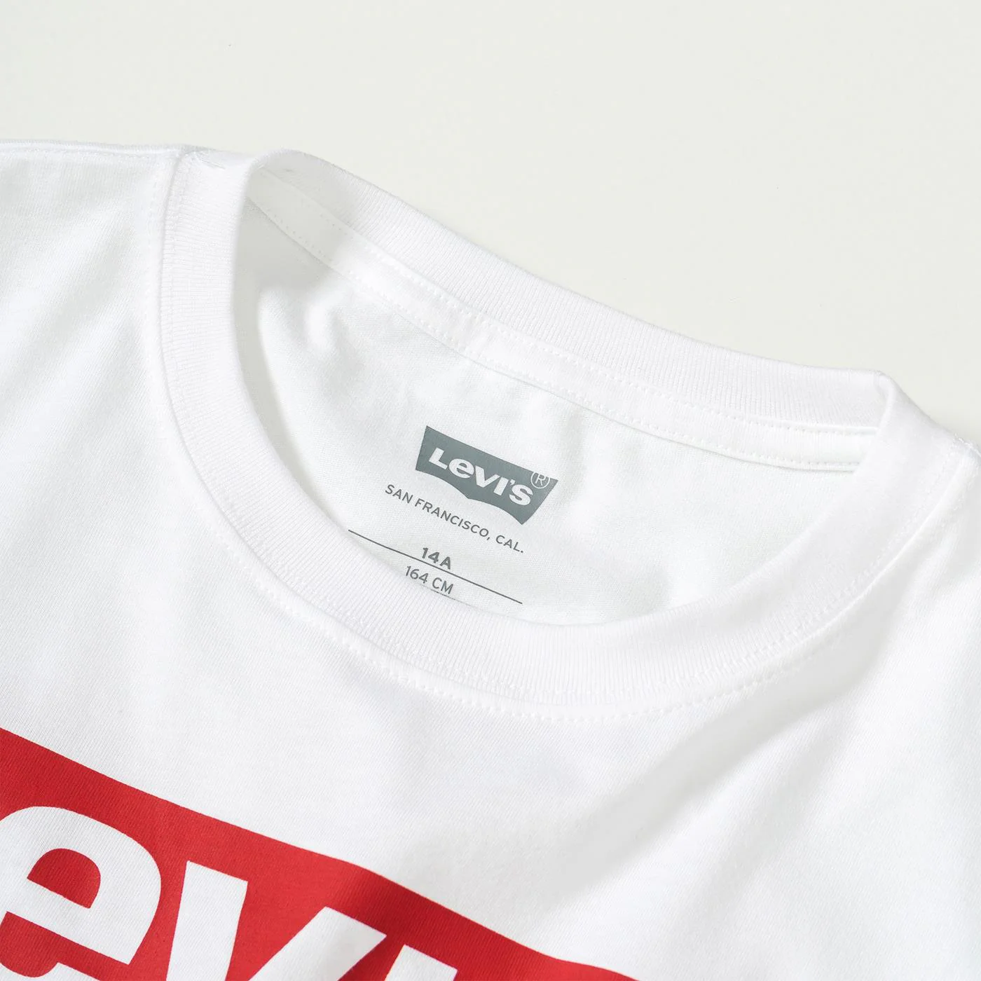 Levis SS Graphic Tee White - Image 3