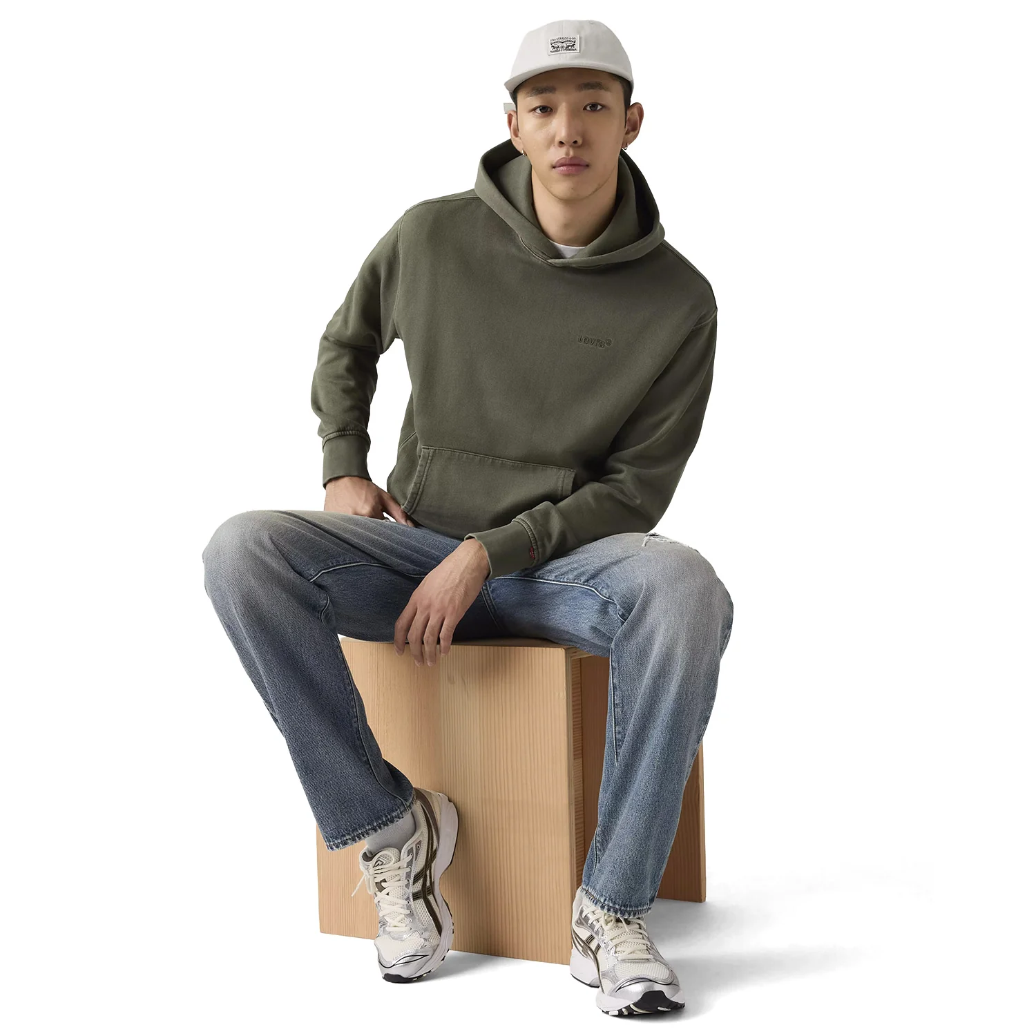 Levis The Authentic Hoodie Garment Dye Kambaba - Image 4