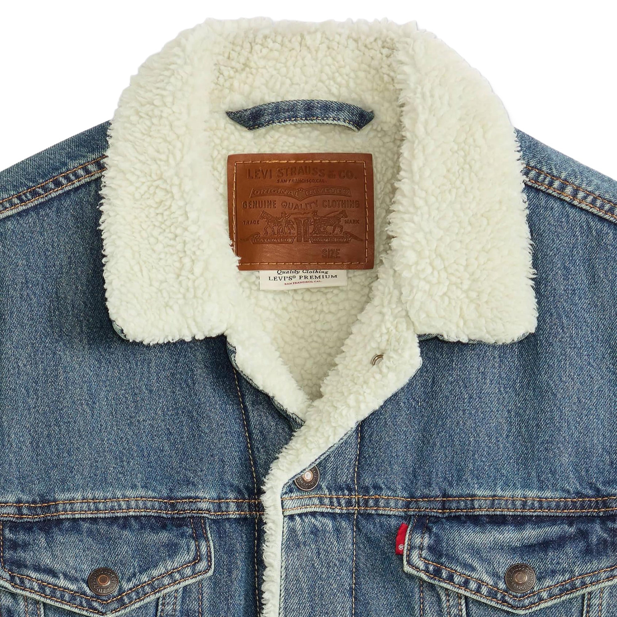 Levis Type 3 Sherpa Trucker Jacket In The Morning - Image 5