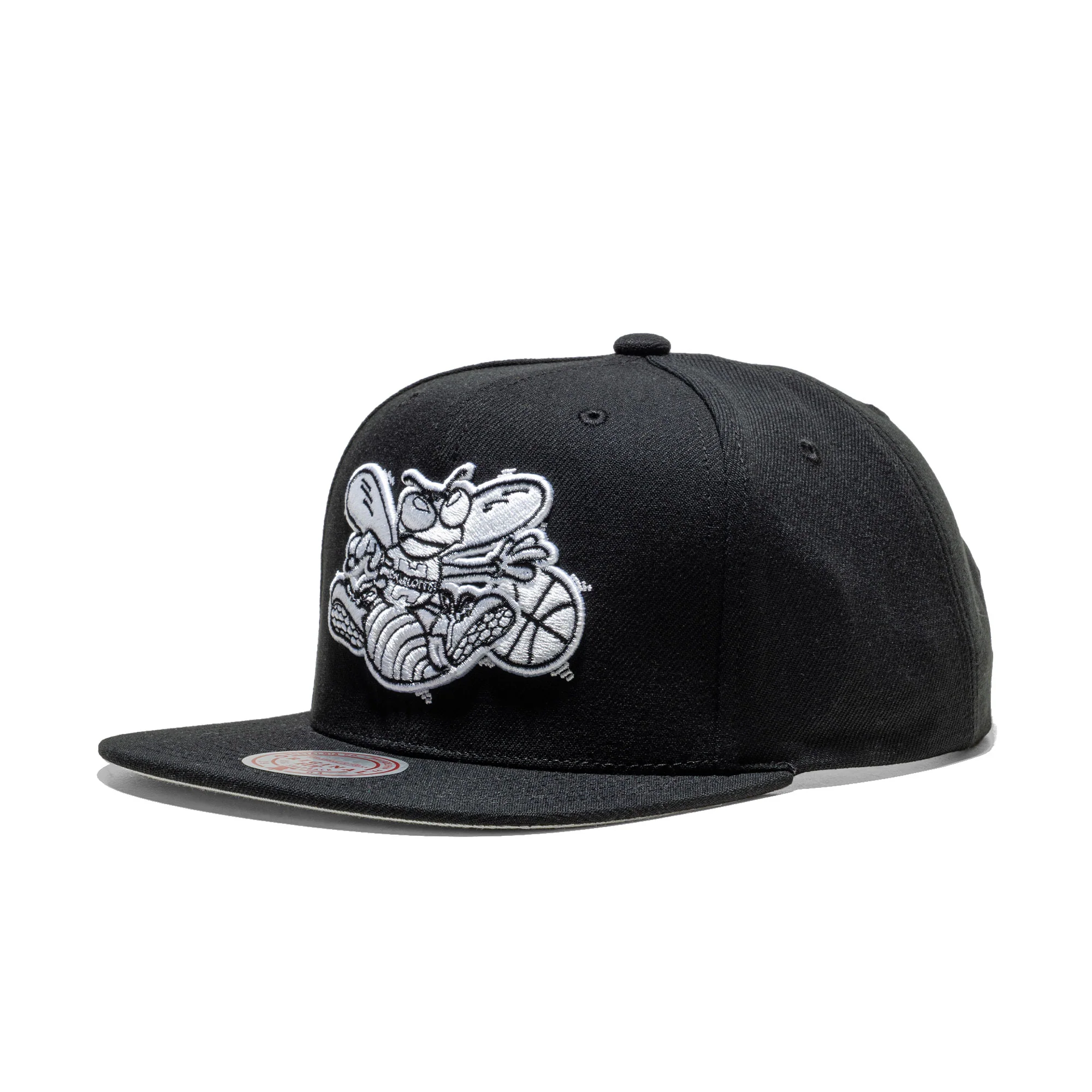 Mitchell & Ness Evergreen Black/White Snapback Hornets - Image 2