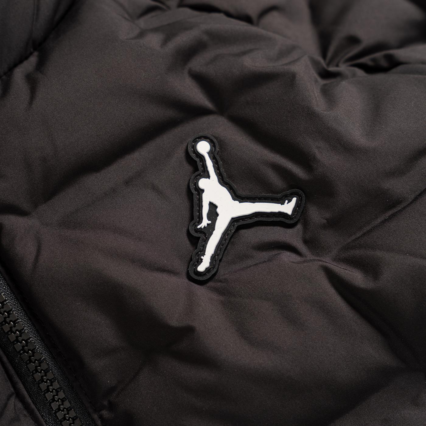 Nike Jordan Boys Welded Jordan Puffer Jacket Black - Image 2