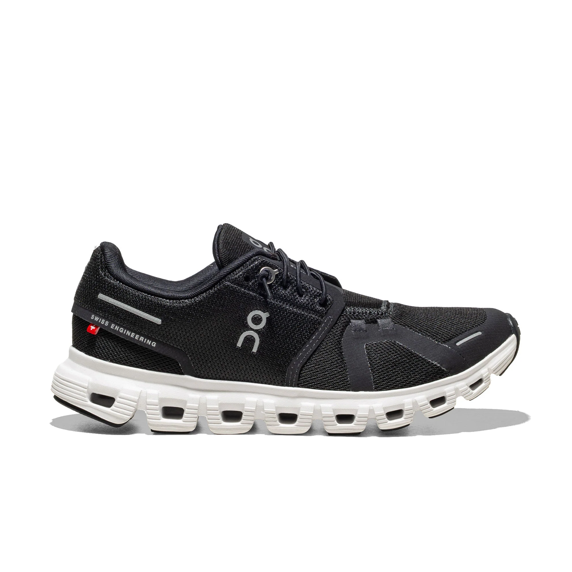 On Running Cloud 6 Black/White