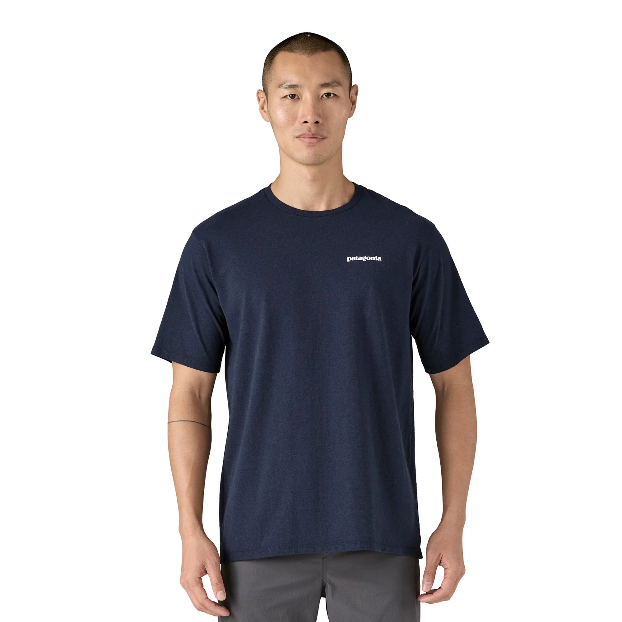 Patagonia P-6 Logo Responsibili-Tee New Navy - Image 2