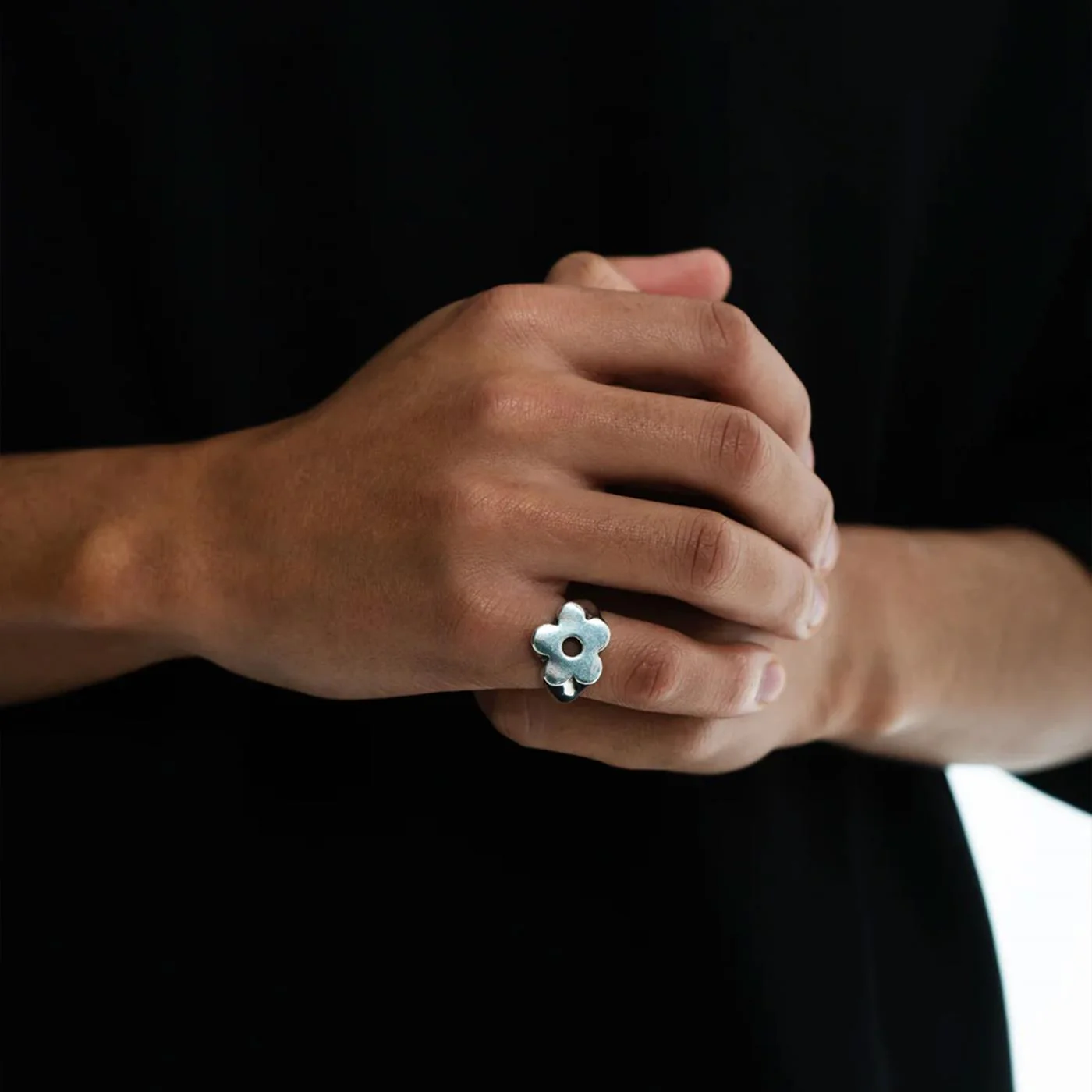 TwoJeys Flower Ring Silver - Image 3